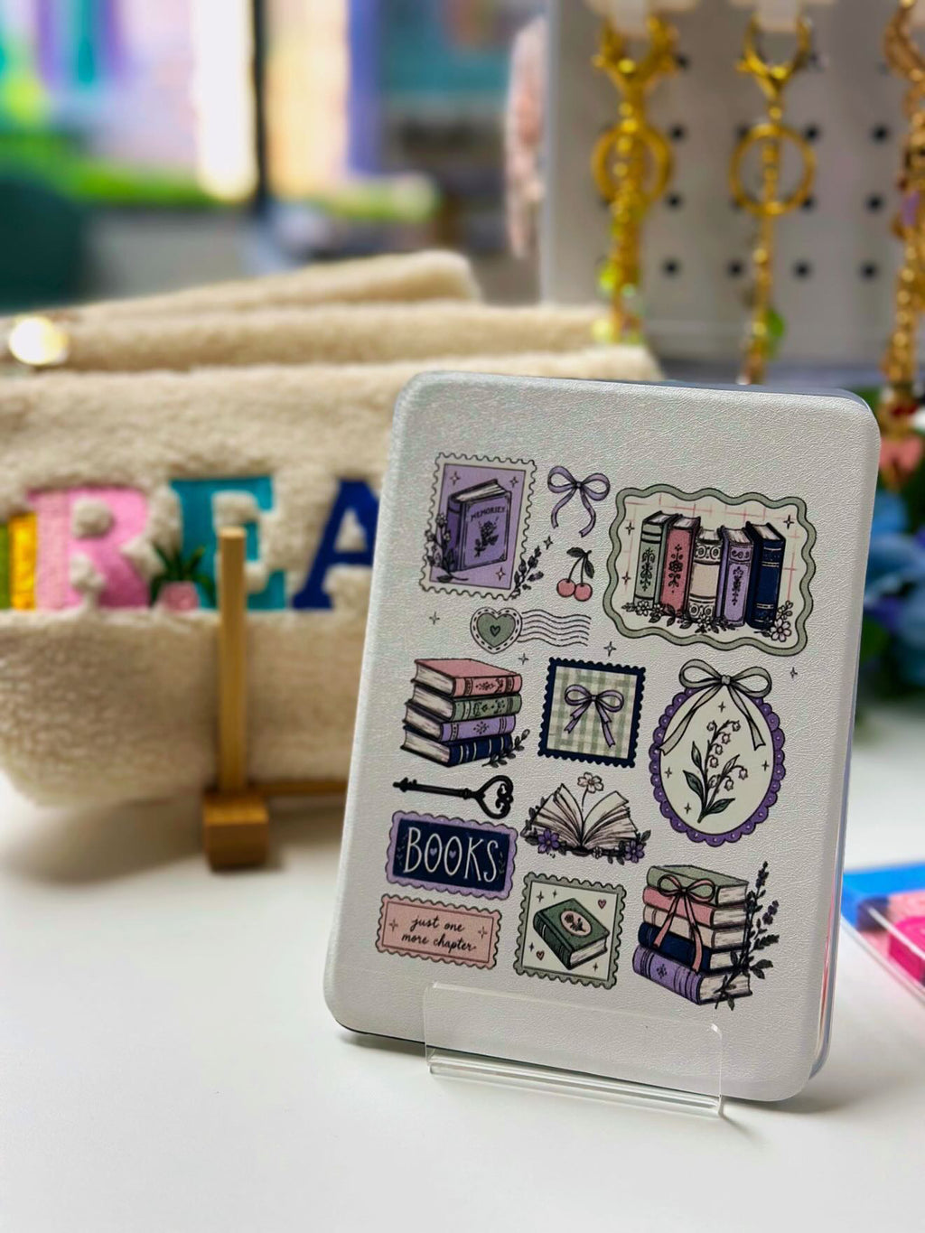 Coquette Book Lover Kindle Case