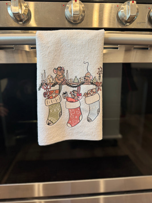 Holiday Kitchen Towel Collection – 6 Magical Styles