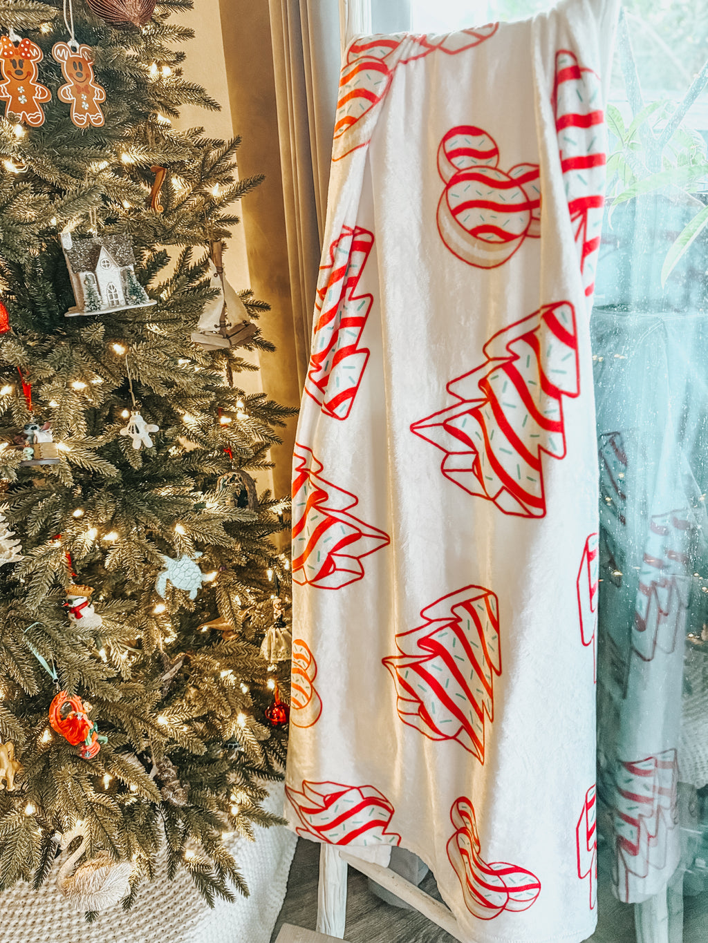 ✨ Mouse Cookie Tree Blanket – Christmas