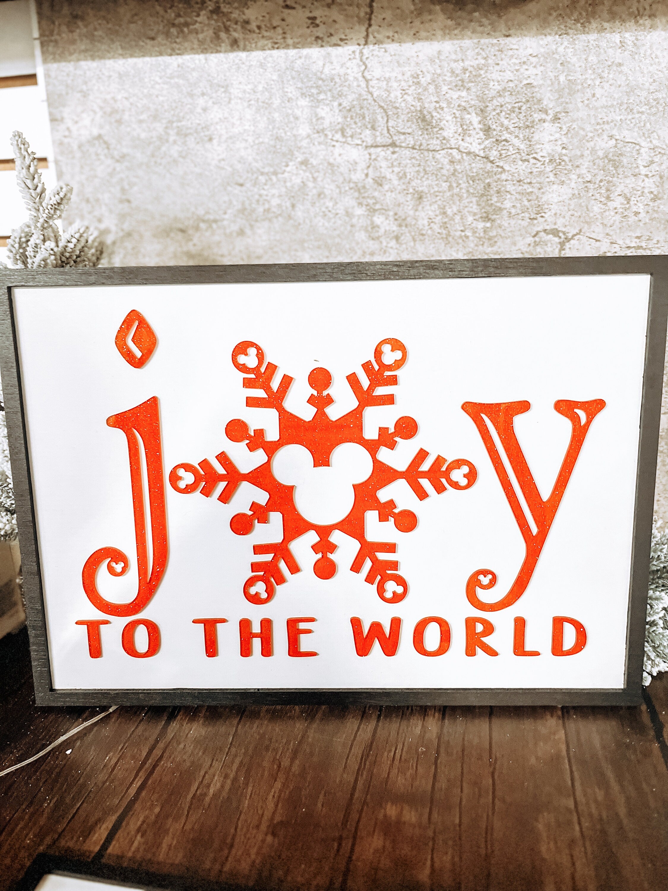 Joy to the World Christmas Decor